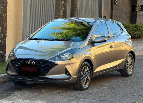 HYUNDAI HB20 1.0 TGDI FLEX EVOLUTION AUTOMÁTICO HYUNDAI HB20 1.0 TGDI FLEX EVOLUTION AUTOMÁTICO